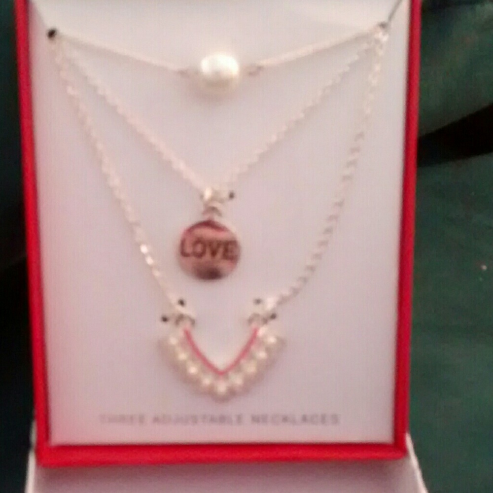 🎈Necklaces Three - Picture 2 of 2